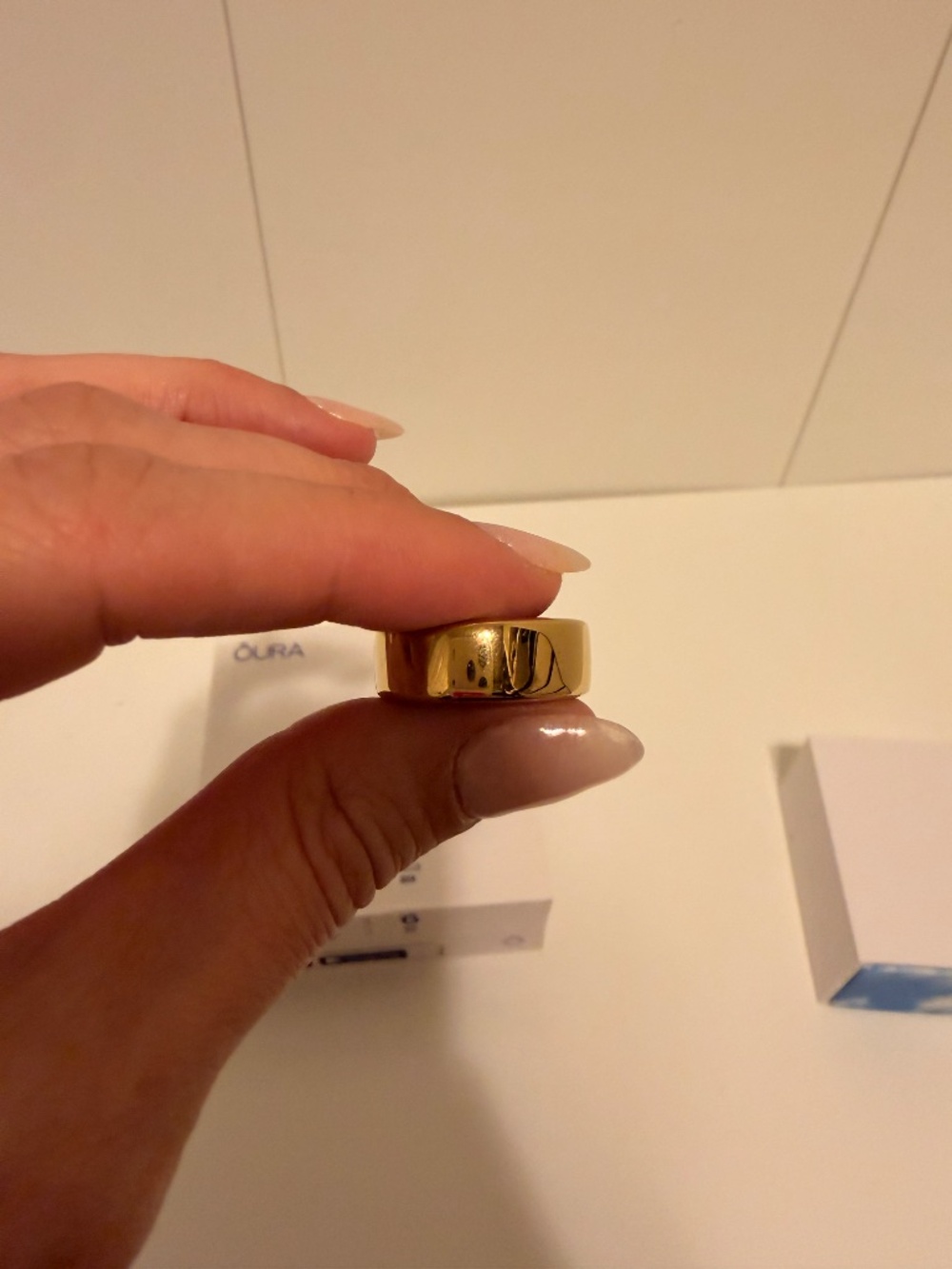 Oura ring - Picture 2 of 2